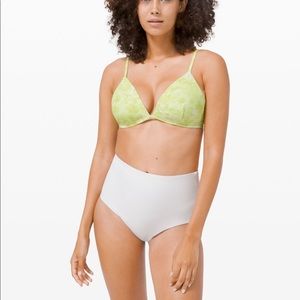 Deep swim bikini top. Size 10 D cup. Lululemon